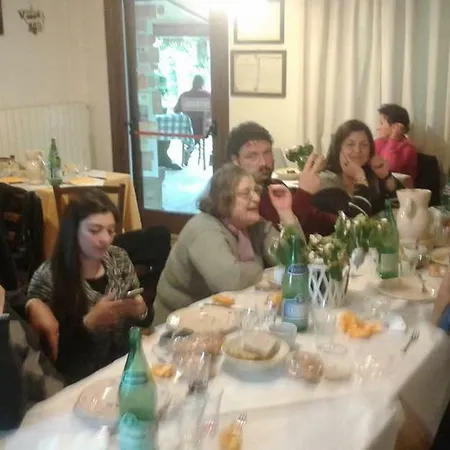 Agriturismo Tre Santi Farm stay