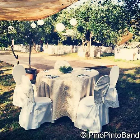 Farm stay Agriturismo Tre Santi Padula