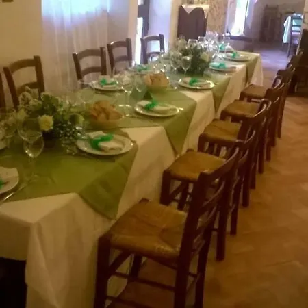 Agriturismo Tre Santi Farm stay *